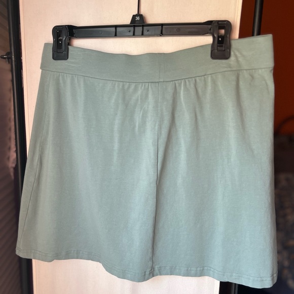 Synergy size large cotton skirt with flower appliqué - Picture 3 of 3